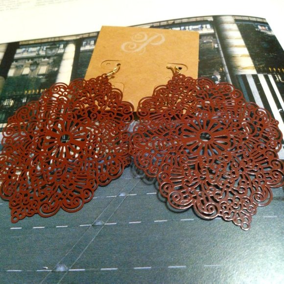 Plunder Design Lakelyn Earrings - Picture 3 of 3